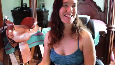 ThornburyRose online show from April 2026 07:16:01 PM