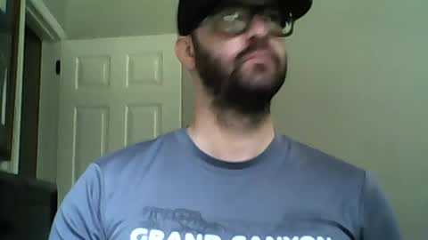 Throbin Williams online show from July 2026 01:57:01 PM