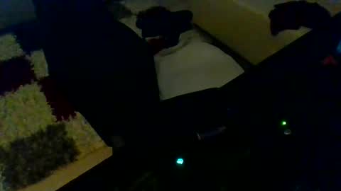 Snapshot of thrthrd chatting on December 2024 10:32:01 PM EdgingMasterThrthrd online show from December 2024 10:32:01 PM