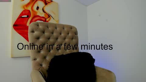 carolina online show from September 2025 08:32:02 PM