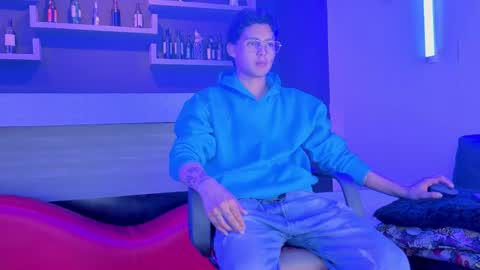   online show from May 2026 03:01:01 AM