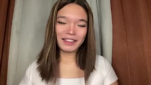 Ms. Tiara online show from April 2026 11:42:01 PM