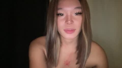 Ms. Tiara online show from May 2026 12:23:01 PM