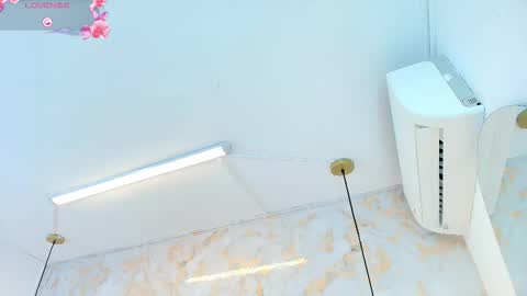 Snapshot of tifanibrown chatting on February 2026 12:09:01 PM Tifani brown online show from February 2026 12:09:01 PM