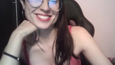 Snapshot of tifanny_a chatting on December 2024 11:39:02 PM Tifanny online show from December 2024 11:39:02 PM