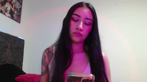 Snapshot of tiffani_hott_ chatting on September 2025 03:06:02 AM TIFANI online show from September 2025 03:06:02 AM