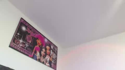 Snapshot of tiffani_hott_ chatting on September 2025 01:40:02 AM TIFANI online show from September 2025 01:40:02 AM