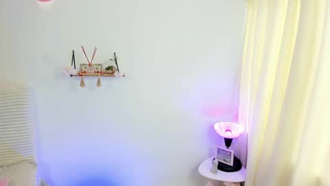 tiffaSTREAMING SCHEDULE 500 am- 1000 GMT-5Colombia hour online show from April 2026 09:16:02 PM