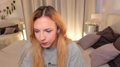 Tiffany online show from April 2026 05:46:01 AM