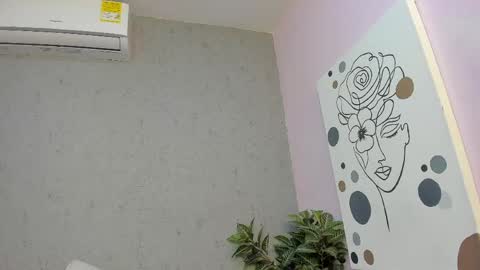 tiffany_mendez online show from May 2026 12:00:02 PM