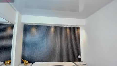 Snapshot of tiffanyhoustton chatting on February 2026 11:48:02 AM tiffanyhoustton online show from February 2026 11:48:02 AM