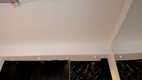 Snapshot of tiffanyhoustton chatting on February 2026 11:40:01 AM tiffanyhoustton online show from February 2026 11:40:01 AM