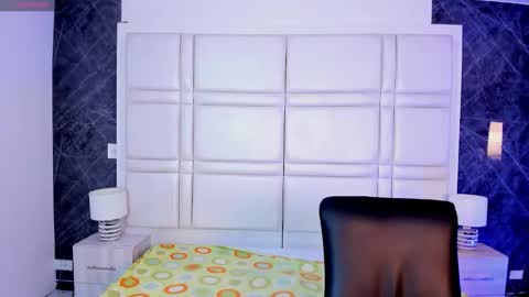 Snapshot of tiffanyhoustton chatting on March 2026 12:01:02 PM tiffanyhoustton online show from March 2026 12:01:02 PM