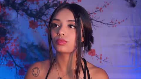 Snapshot of tiffanysander chatting on June 2026 03:33:01 AM My name is Tiffany welcome online show from June 2026 03:33:01 AM