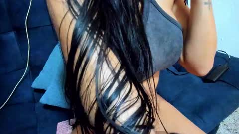 Snapshot of tiffanystone_ chatting on February 2026 01:07:01 PM Tiffany online show from February 2026 01:07:01 PM