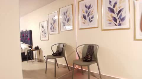 tiffanystorms_ls online show from September 2025 01:14:02 PM