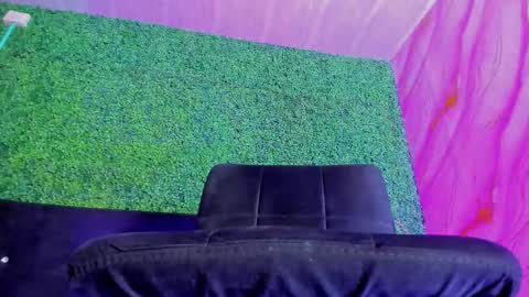 tiffanyy_deluxe online show from March 2026 05:40:01 PM