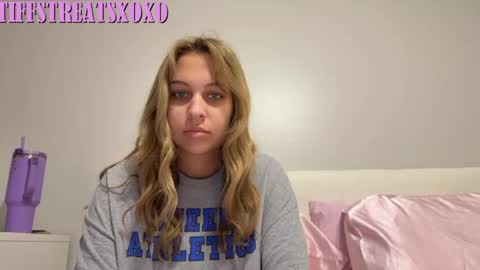 Tiffstreatsxoxo online show from May 2026 03:08:02 PM