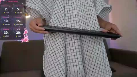 Tifany online show from February 2026 09:33:02 PM