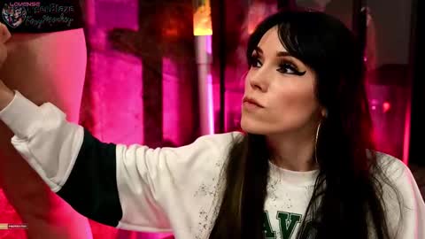 TigerBlazeFoxyMonkey online show from March 2026 06:47:01 PM