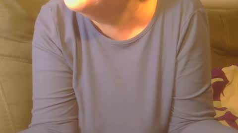 Snapshot of tight_kitty55 chatting on January 2025 08:10:02 PM tight Kitty55 online show from January 2025 08:10:02 PM