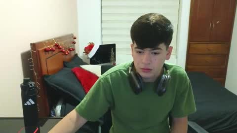 Snapshot of tightncuteass chatting on November 2025 12:32:02 AM Camilo online show from November 2025 12:32:02 AM