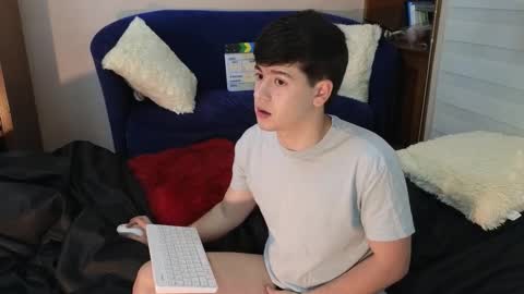 Snapshot of tightncuteass chatting on March 2026 02:24:01 AM Camilo online show from March 2026 02:24:01 AM