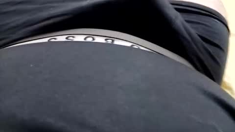 Snapshot of tightsmanuk91 chatting on February 2026 10:31:02 AM Tightsmaleuk.pantyhosehairymale online show from February 2026 10:31:02 AM