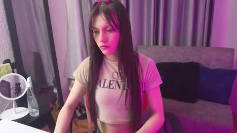 tiinajonus_ online show from February 2026 04:08:01 AM