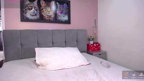 Snapshot of tiiny_emilly chatting on December 2025 08:13:01 PM tiiny emilly online show from December 2025 08:13:01 PM