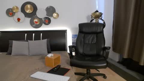 ask me online show from February 2025 07:44:02 AM