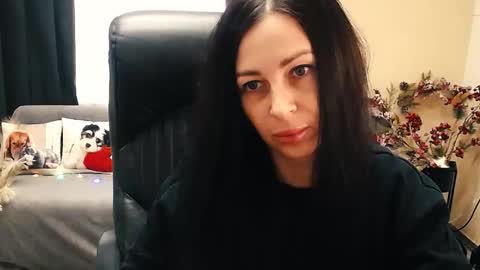 Luisa online show from October 2025 08:11:02 AM