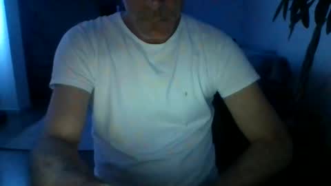 Snapshot of times20 chatting on October 2025 01:14:02 AM times20 online show from October 2025 01:14:02 AM