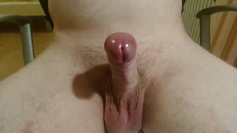 Snapshot of timide93 chatting on November 2025 06:40:01 PM jeune coquin online show from November 2025 06:40:01 PM