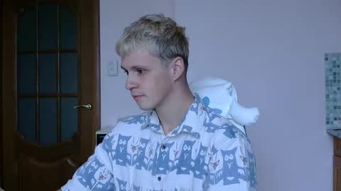 Snapshot of timkinky chatting on October 2025 09:24:01 AM Tim WhiteS online show from October 2025 09:24:01 AM