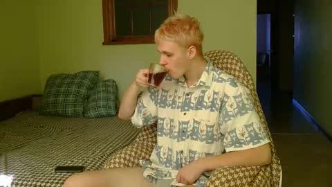 Snapshot of timkinky chatting on November 2025 10:26:02 AM Tim WhiteS online show from November 2025 10:26:02 AM