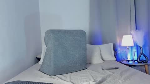 timi  jones online show from December 2024 07:07:02 AM