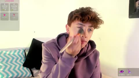 Snapshot of timothy_ross chatting on October 2025 08:09:02 PM Timothy 21 years old online show from October 2025 08:09:02 PM