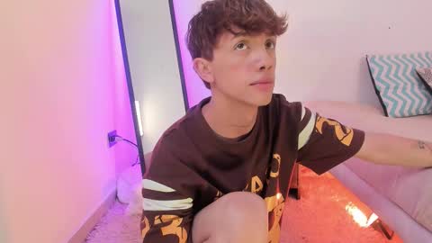 Snapshot of timothy_ross chatting on October 2025 08:31:01 PM Timothy 21 years old online show from October 2025 08:31:01 PM