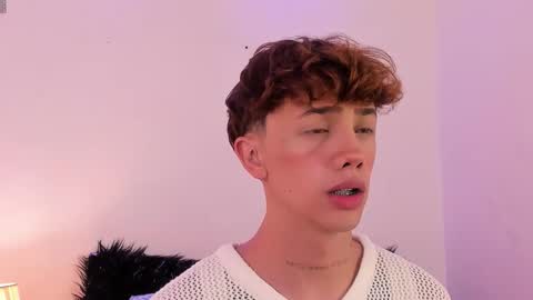 Snapshot of timothy_ross chatting on November 2025 02:10:01 AM Timothy 21 years old online show from November 2025 02:10:01 AM