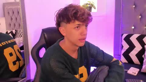 Snapshot of timothy_ross chatting on November 2025 05:55:01 AM Timothy 21 years old online show from November 2025 05:55:01 AM