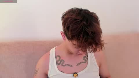 Timothy 21 years old online show from January 2026 08:57:02 PM