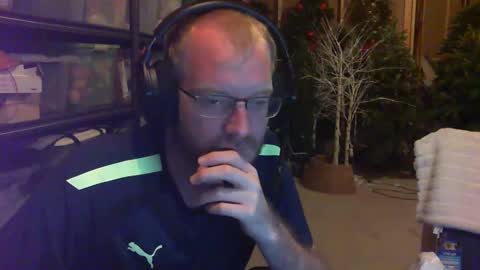 Snapshot of timtimmyyyy chatting on September 2025 06:15:02 AM timtimmyyyy online show from September 2025 06:15:02 AM