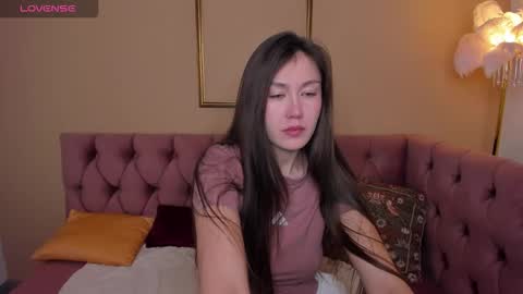 Tina  online show from January 2026 01:41:01 AM