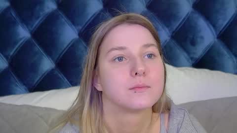 TinaBurton online show from March 2026 05:25:01 PM