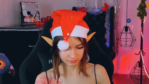 Snapshot of tinadavil chatting on December 2024 07:30:02 PM Tina Davil online show from December 2024 07:30:02 PM
