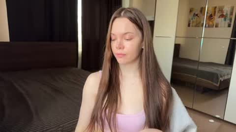 Snapshot of tinascarlet chatting on May 2026 08:10:01 AM Tina online show from May 2026 08:10:01 AM