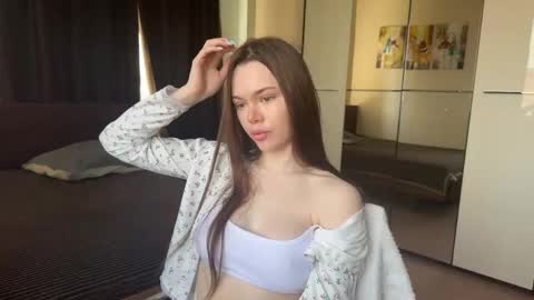 Snapshot of tinascarlet chatting on May 2026 05:57:01 AM Tina online show from May 2026 05:57:01 AM