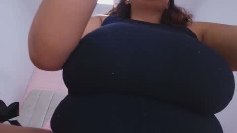 Snapshot of tinkerbell_1 chatting on December 2025 07:20:02 PM tinkerbell online show from December 2025 07:20:02 PM