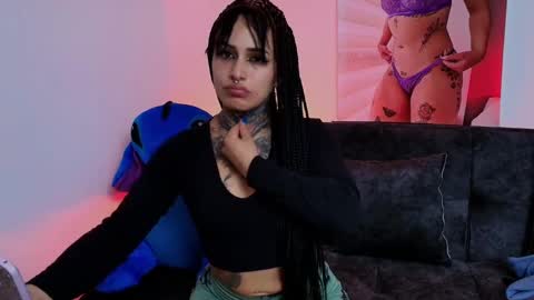 Snapshot of tinnadawson chatting on February 2025 11:58:02 PM I AM BELLA ----------- follow my IG TINNS 69 online show from February 2025 11:58:02 PM